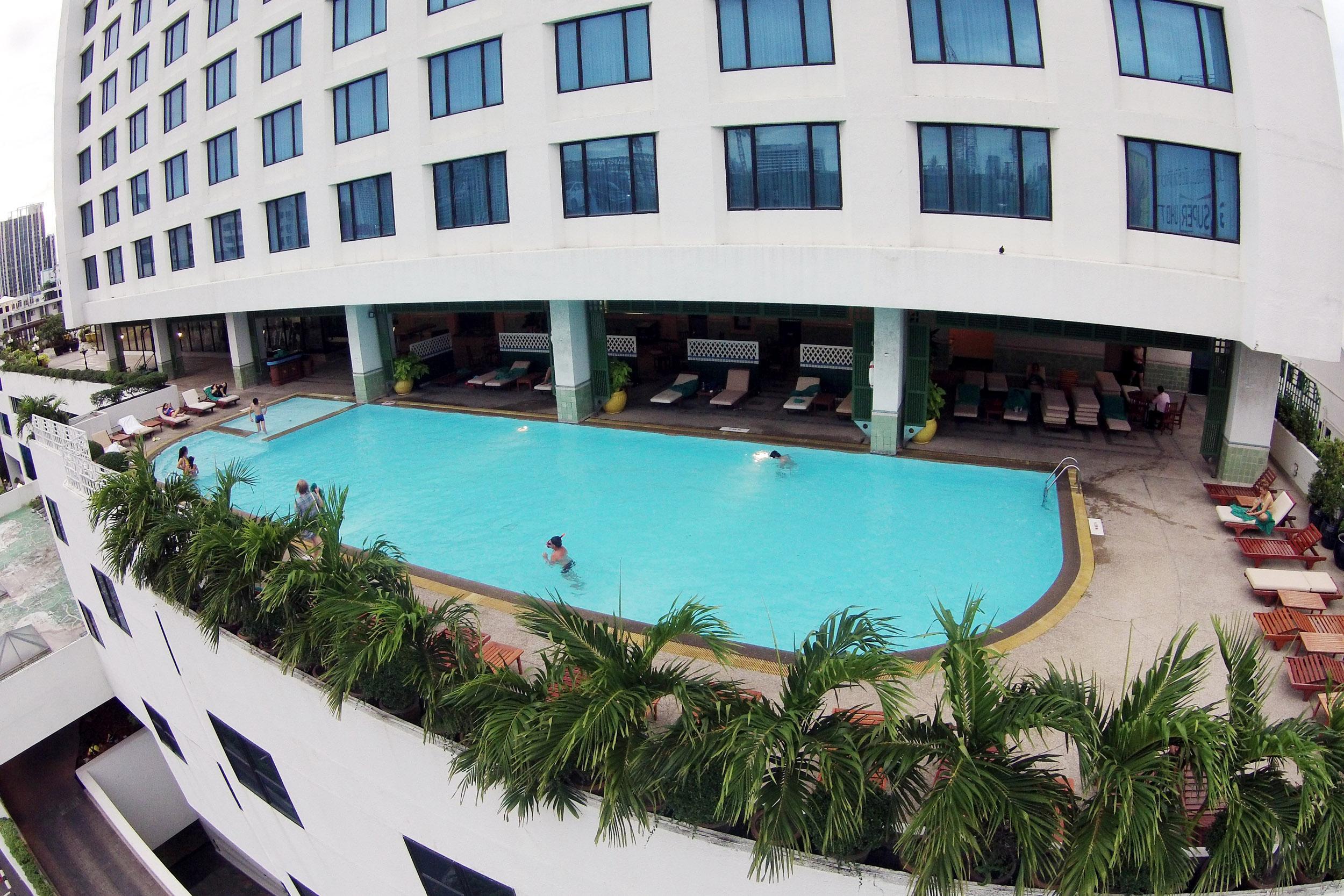 Golden Tulip Sovereign Hotel Bangkok Dış mekan fotoğraf