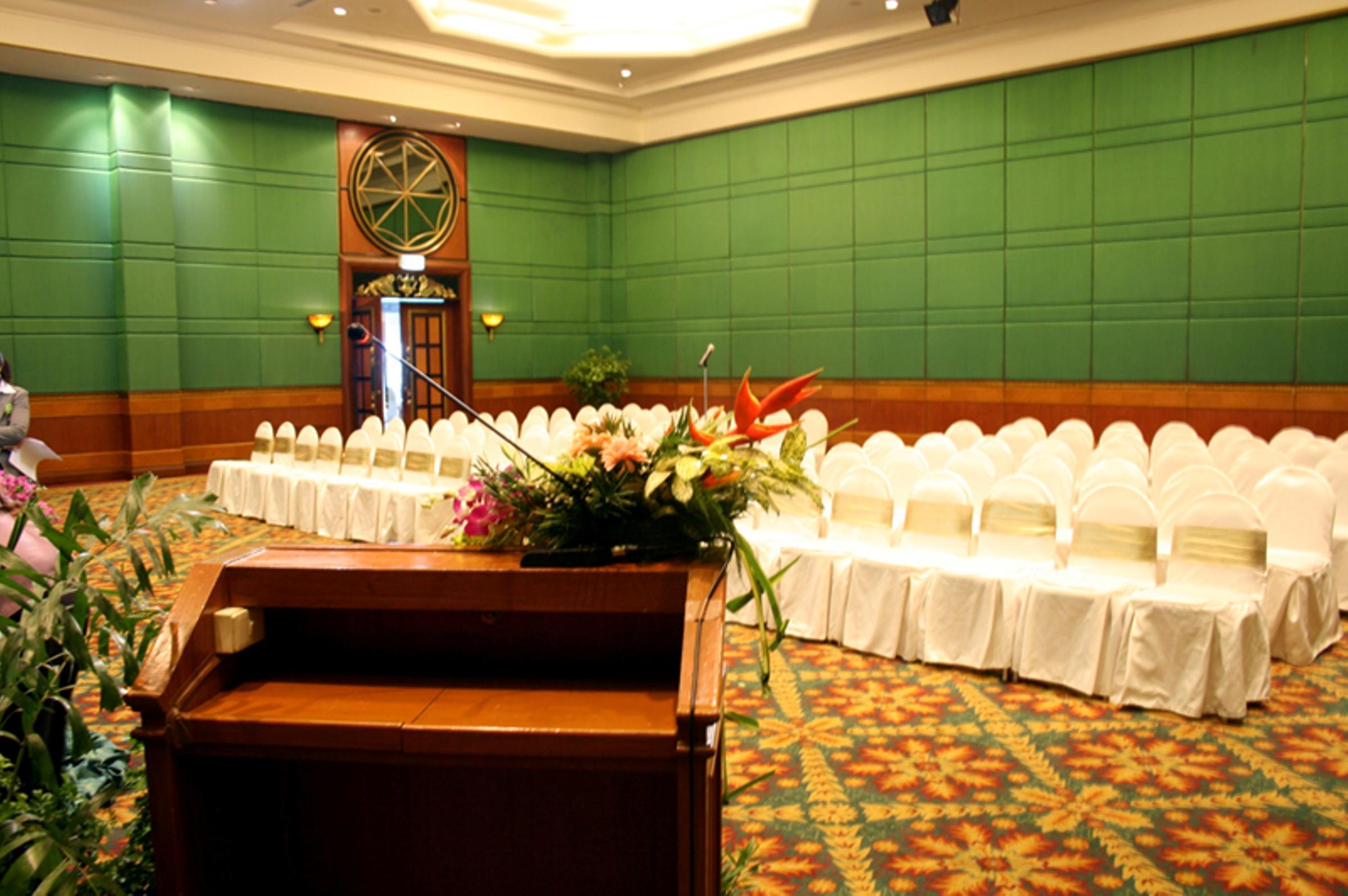 Golden Tulip Sovereign Hotel Bangkok Dış mekan fotoğraf