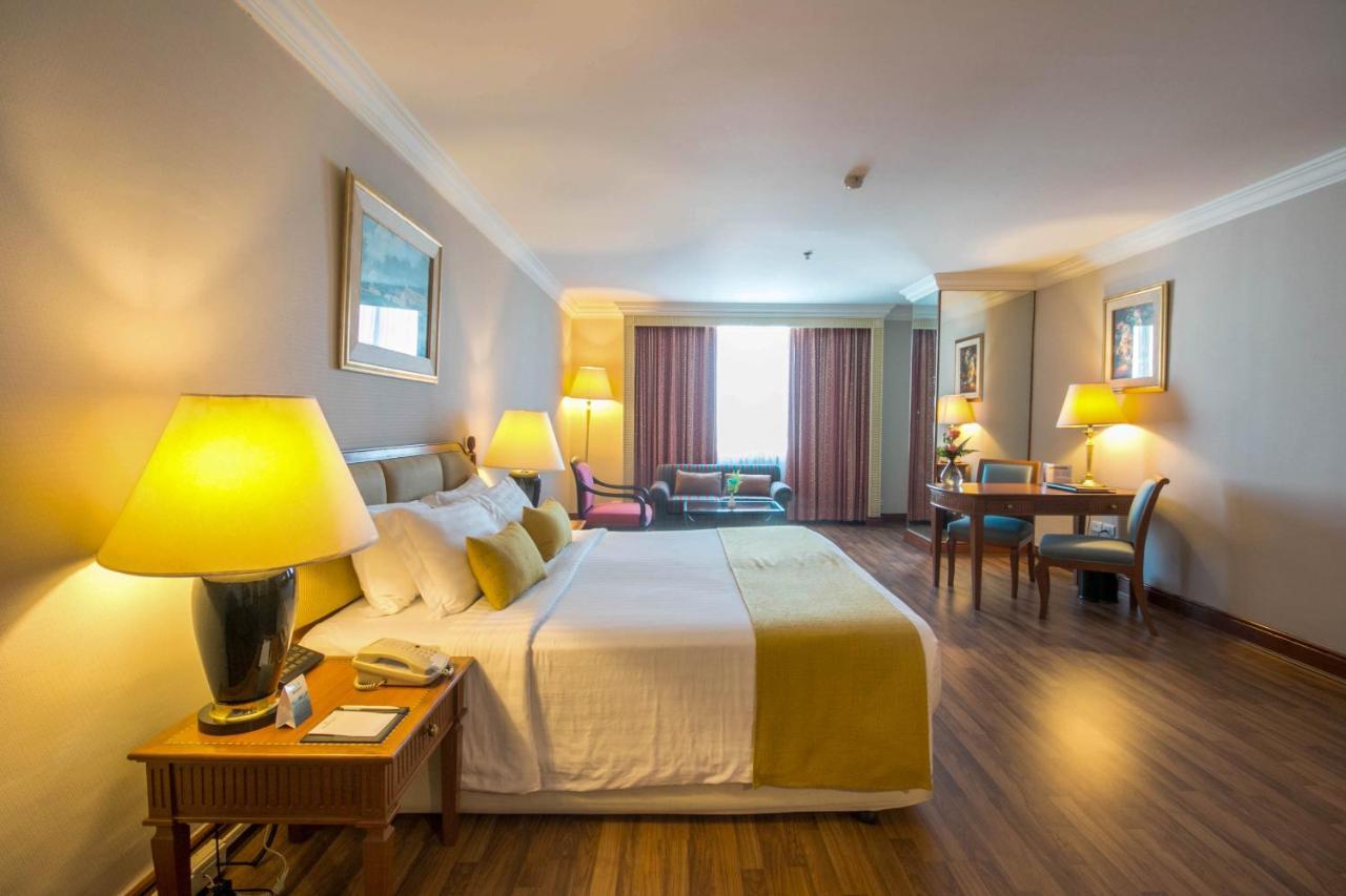 Golden Tulip Sovereign Hotel Bangkok Dış mekan fotoğraf