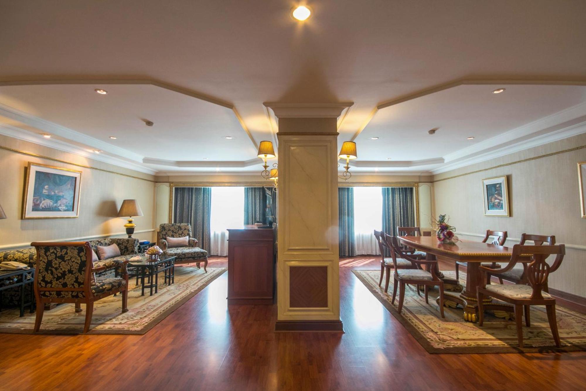Golden Tulip Sovereign Hotel Bangkok Dış mekan fotoğraf
