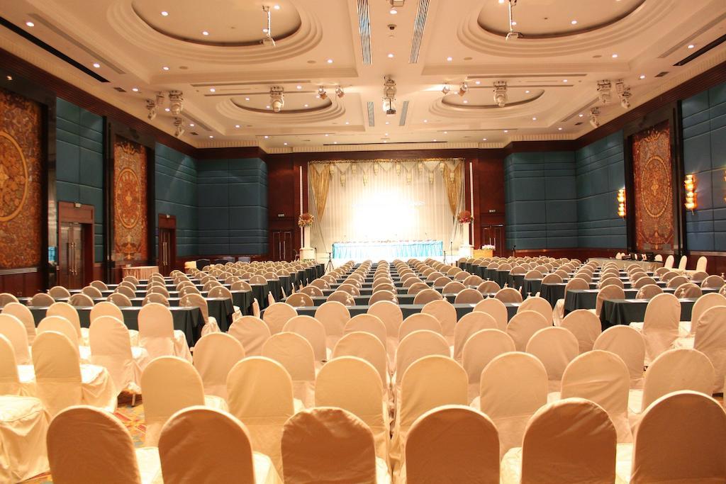 Golden Tulip Sovereign Hotel Bangkok Dış mekan fotoğraf